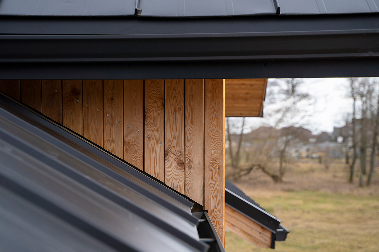 Home beautiful roof wooden building 1@2x